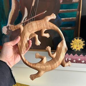 Vintage 9" Wooden Lizard Gecko Decor